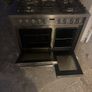 Hotpoint range Image 3