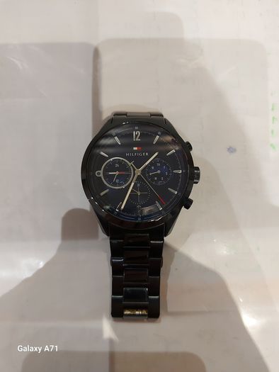 Beautiful Tommy Hillfiger Mens watch, working fine
