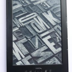 Amazon D01100 Kindle 4th Generation 2GB Wi-Fi 6 inch eBook Reader