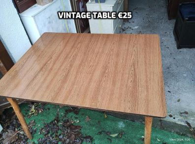 Vintage Retro  Table (24314)