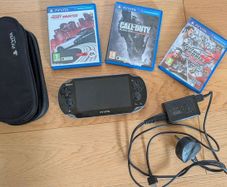 Playstation Vita + 3 games + 256GB micro SD card