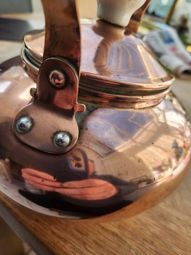 vintage copper kettle.  Polished. REDUCED