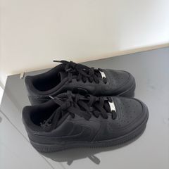 Nike Airforce 1 Low Black trainers Junior/Youth Sizes