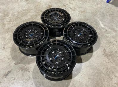 18 20" Motion R VS1 Alloy wheels Ford Transit Custom Van centre bore 65.1 5x160 Gloss black
