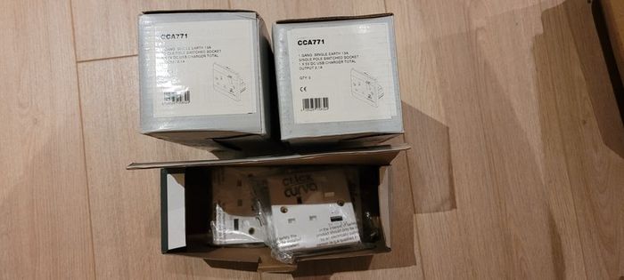 13 x single gang usb sockets