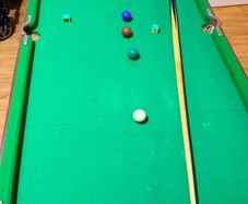 Free Mini Pool/snooker Table