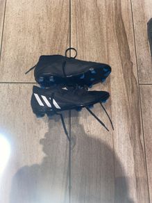 football boot predator