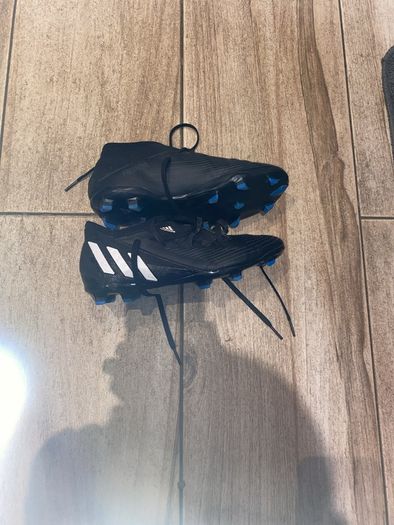football boot predator