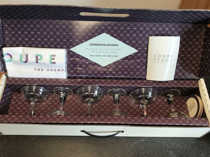shampagne glasses