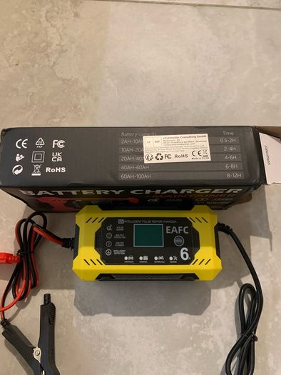 Battery Charger, 12V intelligent pulse repair 6 amp Battery Charger & Maintainer