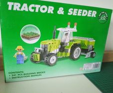 Tractor & Seeder building bricks set