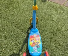 Paw Patrol kids scooter