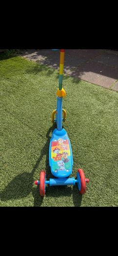 Paw Patrol kids scooter