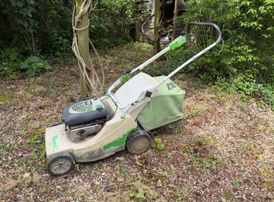 Viking MB555 Petrol Mower