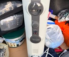 DeLonghy electric heater