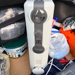 DeLonghy electric heater