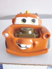 Disney / Pixar Cars 2 Shake 'N Go Car Truck
