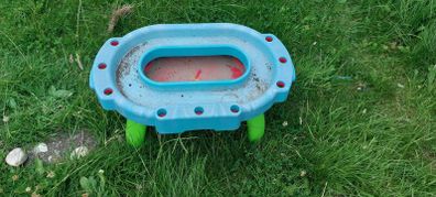 Sand water table