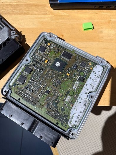 Renault  key (Car keys programming/ cutting. Computer diagnostic. Chip Tuning Ecu Mapping)
