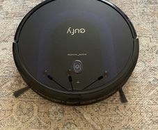 Eufy RoboVac 30C Max Robot Vacuum - Fully Working + Spare Parts