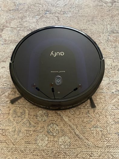 Eufy RoboVac 30C Max Robot Vacuum - Fully Working + Spare Parts