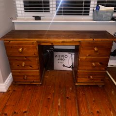 Dressing table