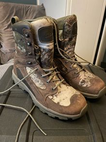Cabellas mens hunting boots