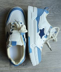 girls trainers