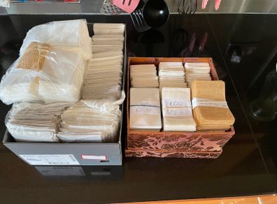 Paper/plastic bags to sort/store stamps