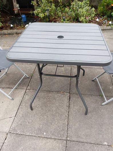 Garden table and two chairs