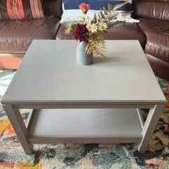 Like New Coffee Table