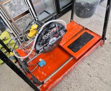 Masonary cutting machine
