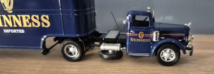 Corgi Guinness 1/50 Trucks