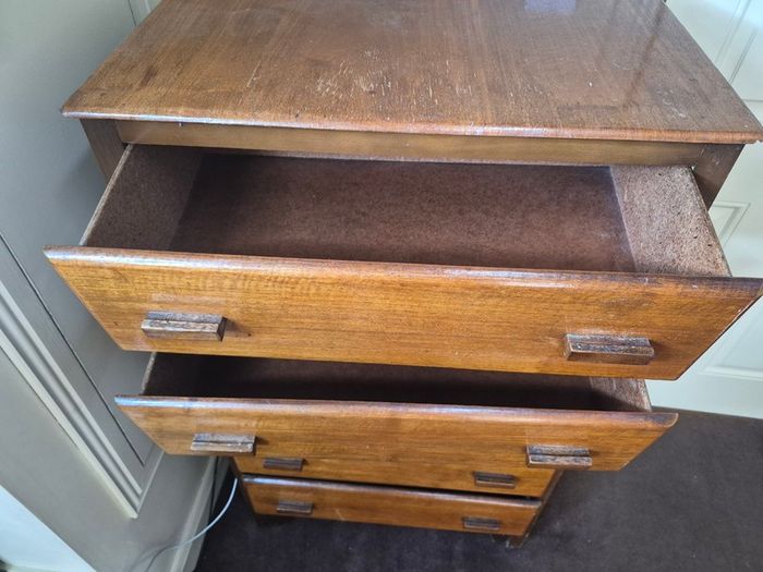 Chest of drawers for sale