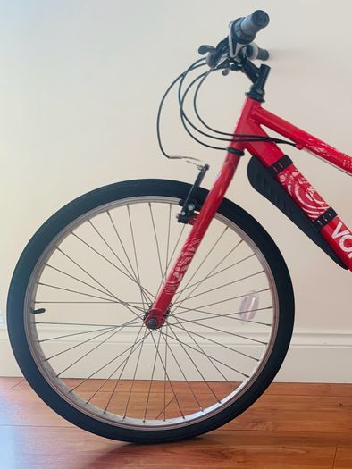 Bike: Apollo Vortice Junior Hybrid Bike - 24" Wheels