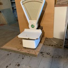Avery Weighing scales