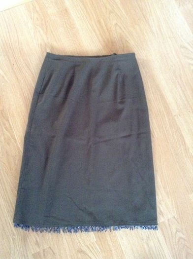 Vero Moda Green skirt