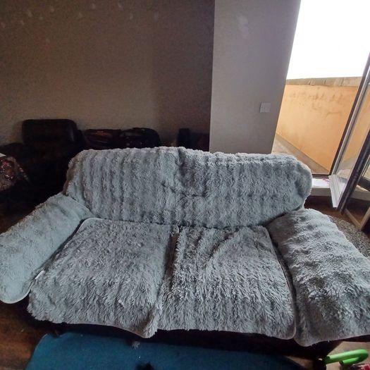 Couch 1 seater + 2 seater + stool for feet