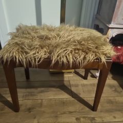 stool