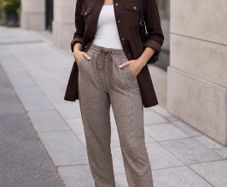 BRAND NEW Ladies Trousers: Size 10