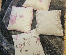4 Pillows