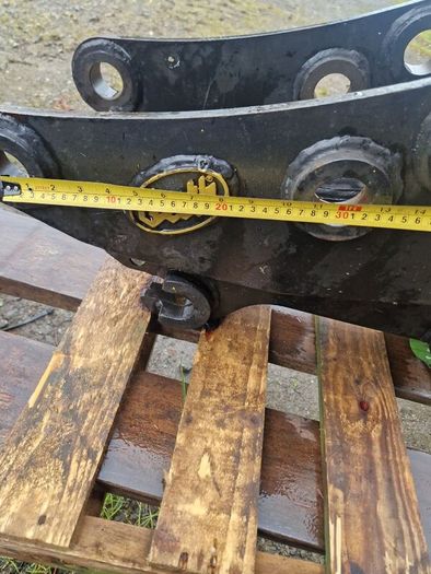 Geith Quick Hitch Ford/NH Digger