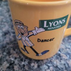 Minstrel  Lyons Mug (DANCER)