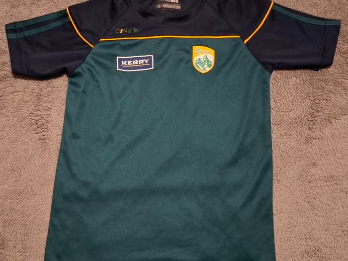 Kerry GAA O'Neills Gaelic Football Jersey (Youths 10-11 Years) FREE POST