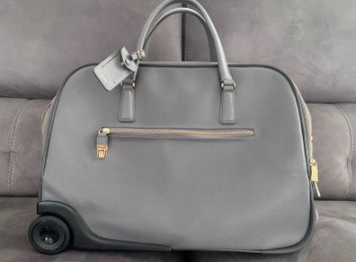 Tumi