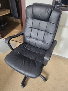 FREE Office Chair, Collection Sandyford