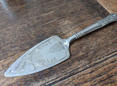 Beautiful Vintage Cake Server
