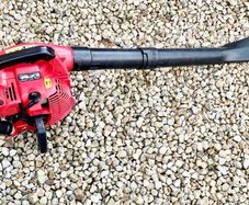 petrol leaf blower