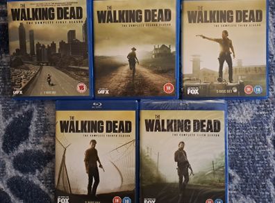 WALKING DEAD blu ray boxsets. 7 euro each