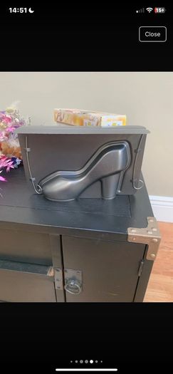 Shoe cake mould